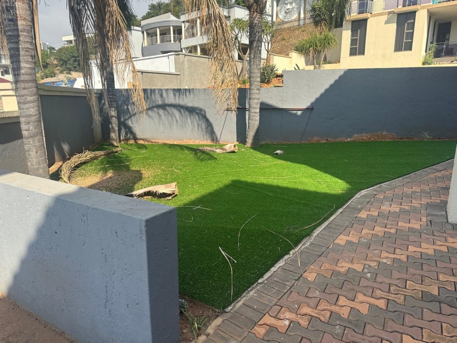 6 Bedroom Property for Sale in Cashan North West